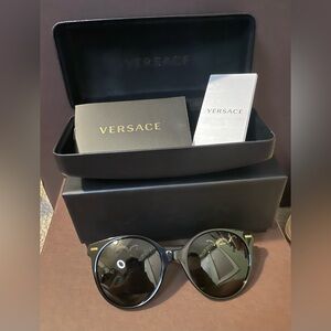Versace Sunglasses Brand New Full Set